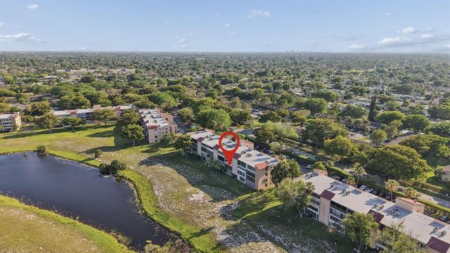370 NW 76th Avenue 104, Margate, FL 33063
