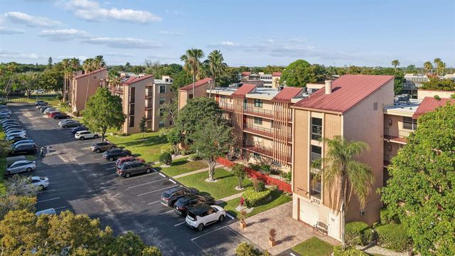 370 NW 76th Avenue 104, Margate, FL 33063