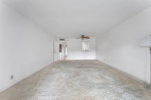 370 NW 76th Avenue 104, Margate, FL 33063