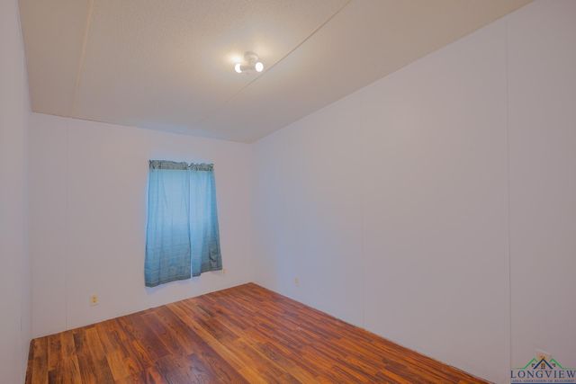 102 Pecan Dr., Hallsville, TX 75650