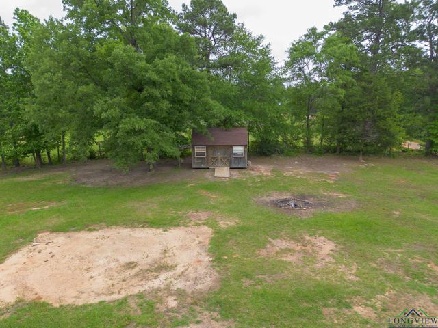 102 Pecan Dr., Hallsville, TX 75650