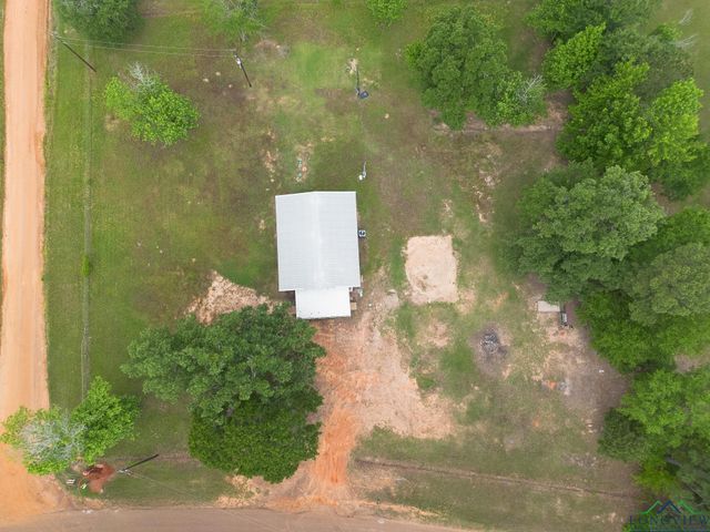 102 Pecan Dr., Hallsville, TX 75650