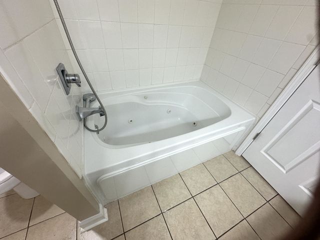 2309 S Walnut St, Hopkinsville, KY 42240