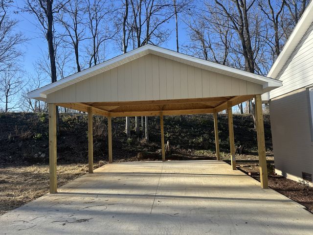 2309 S Walnut St, Hopkinsville, KY 42240