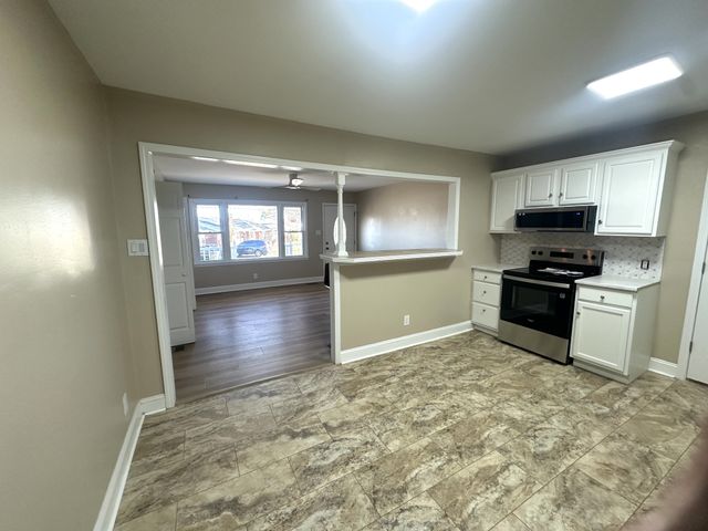 2309 S Walnut St, Hopkinsville, KY 42240