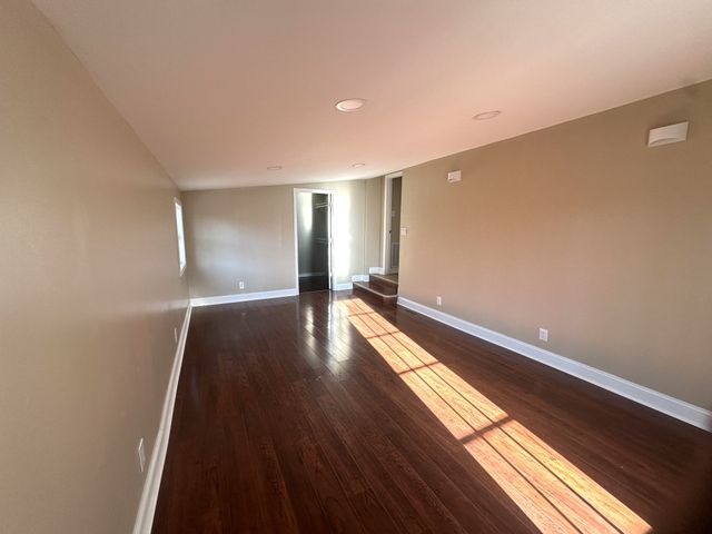 2309 S Walnut St, Hopkinsville, KY 42240