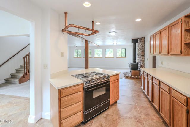 31600 Little Valley Road, Fort Bragg, CA 95437