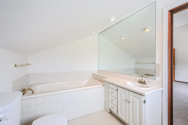 31600 Little Valley Road, Fort Bragg, CA 95437