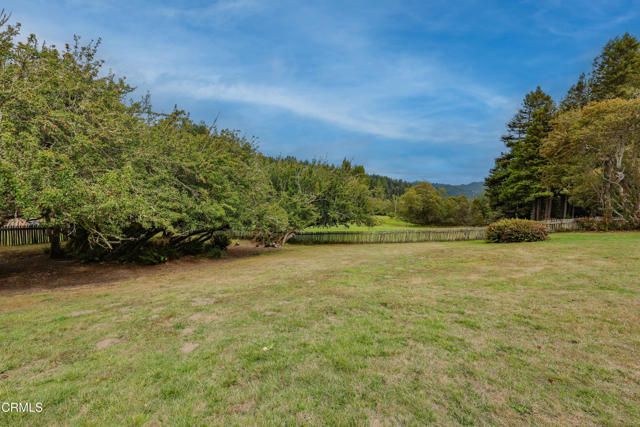 31600 Little Valley Road, Fort Bragg, CA 95437