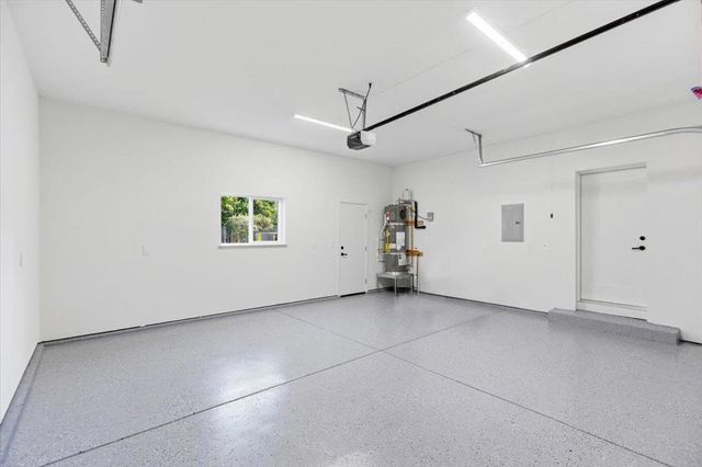 950 Dennis Avenue, Sunnyvale, CA 94086