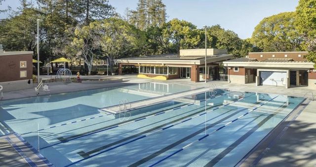 950 Dennis Avenue, Sunnyvale, CA 94086