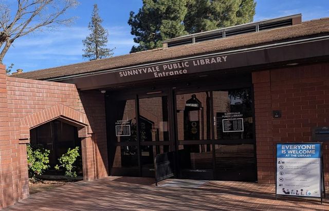 950 Dennis Avenue, Sunnyvale, CA 94086