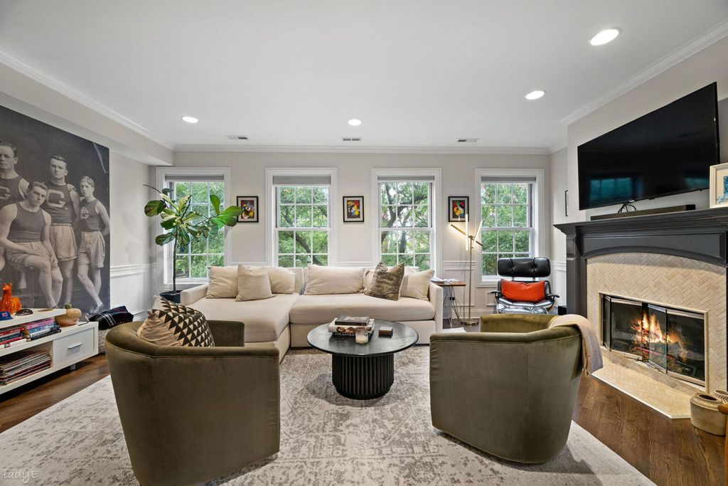 1547 N Hudson Avenue 3, Chicago, IL 60610 — photo 3