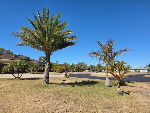 2610 PEBBLE CREEK PLACE, Port Charlotte, FL 33948