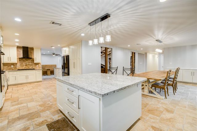 4438 Wigton Drive, Houston, TX 77096