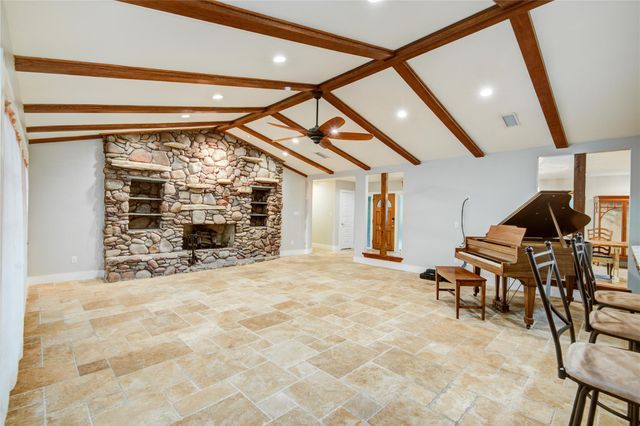 4438 Wigton Drive, Houston, TX 77096