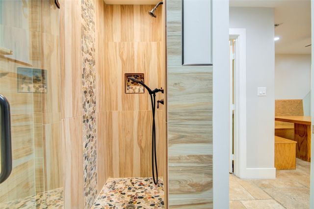 4438 Wigton Drive, Houston, TX 77096