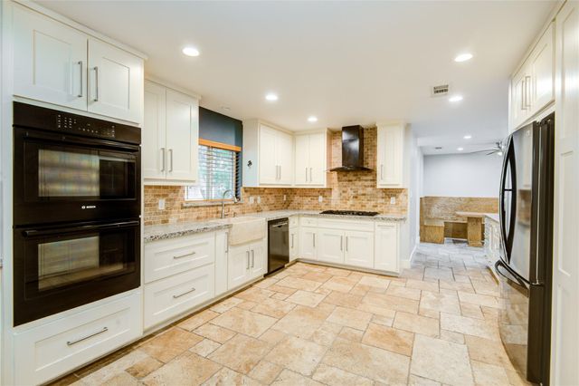 4438 Wigton Drive, Houston, TX 77096