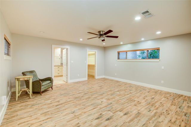 4438 Wigton Drive, Houston, TX 77096