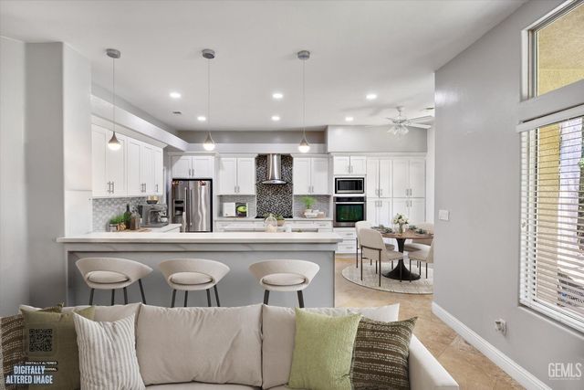12712 Dove Creek Drive, Bakersfield, CA 93312
