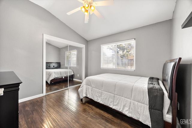 12712 Dove Creek Drive, Bakersfield, CA 93312