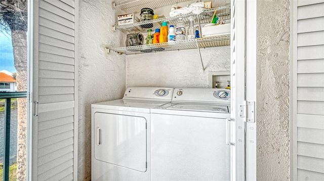 4244 MADEIRA COURT 3316, Sarasota, FL 34233