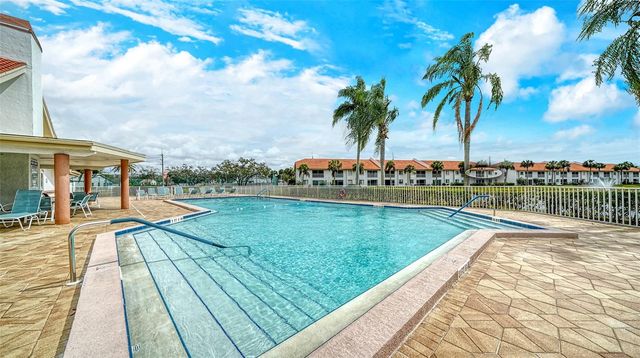 4244 MADEIRA COURT 3316, Sarasota, FL 34233