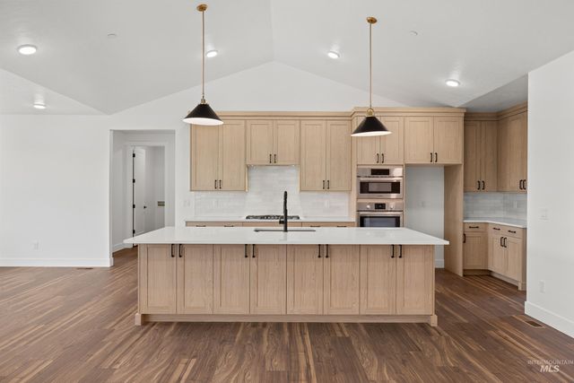 15280 Juniperwood Drive, Caldwell, ID 83607