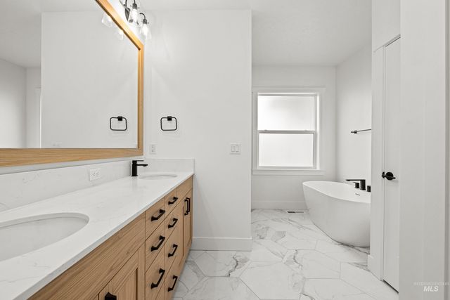 15280 Juniperwood Drive, Caldwell, ID 83607