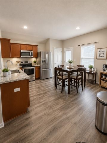 1155 S Kingfisher Lane, Fayetteville, AR 72701