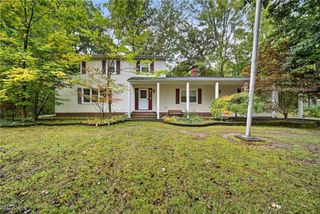9456 Beaver Creek Drive, Mentor, OH 44060