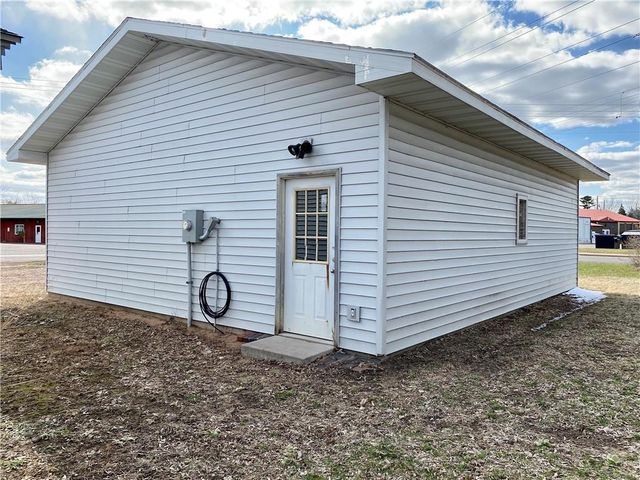 15688 Davis Avenue, Hayward, WI 54843