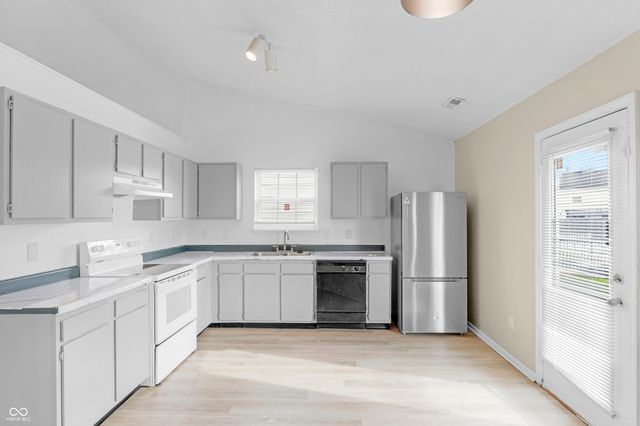 5234 Melbourne Road, Indianapolis, IN 46228