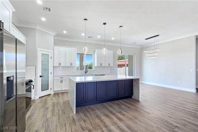 2110 South Manzanita Drive, Pahrump, NV 89048