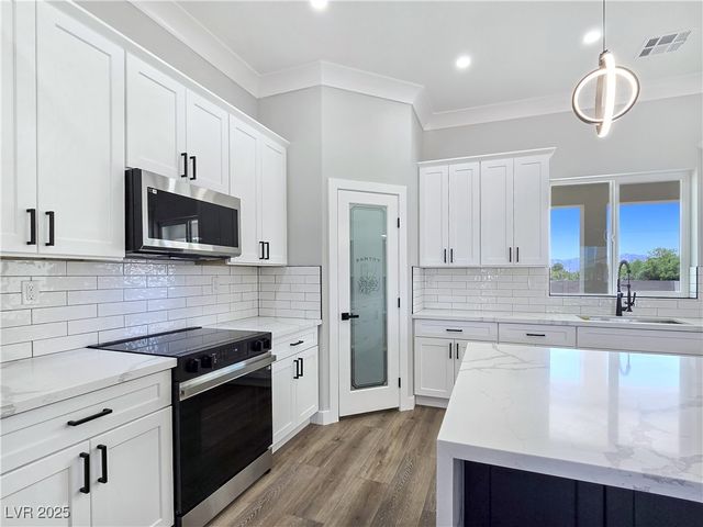 2110 South Manzanita Drive, Pahrump, NV 89048