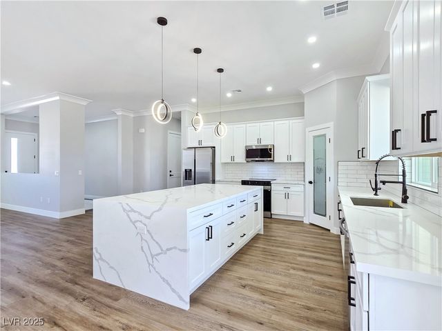 2110 South Manzanita Drive, Pahrump, NV 89048