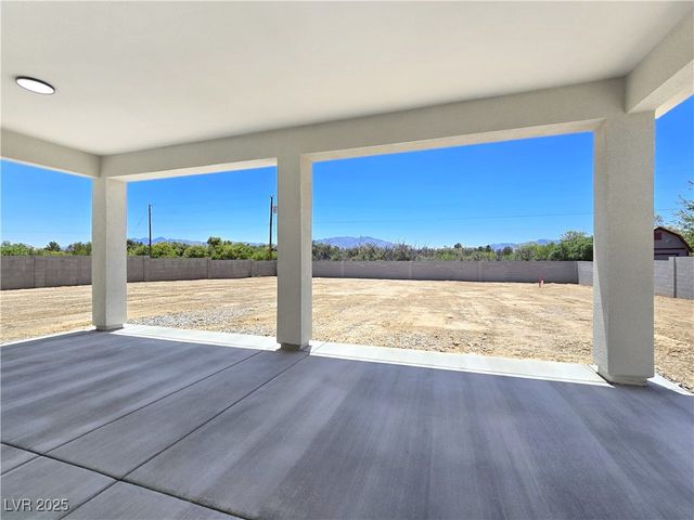 2110 South Manzanita Drive, Pahrump, NV 89048