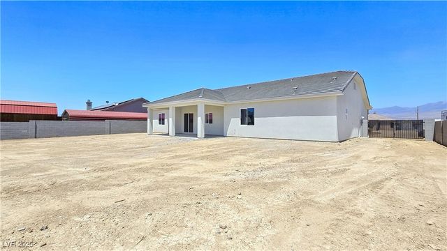 2110 South Manzanita Drive, Pahrump, NV 89048