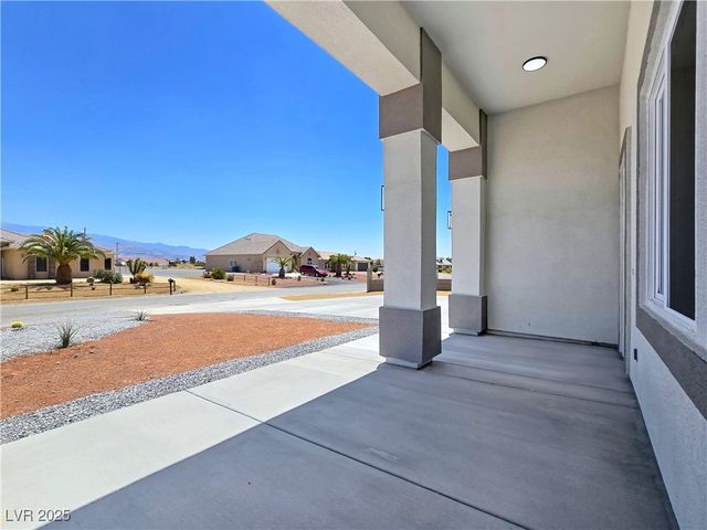 2110 South Manzanita Drive, Pahrump, NV 89048