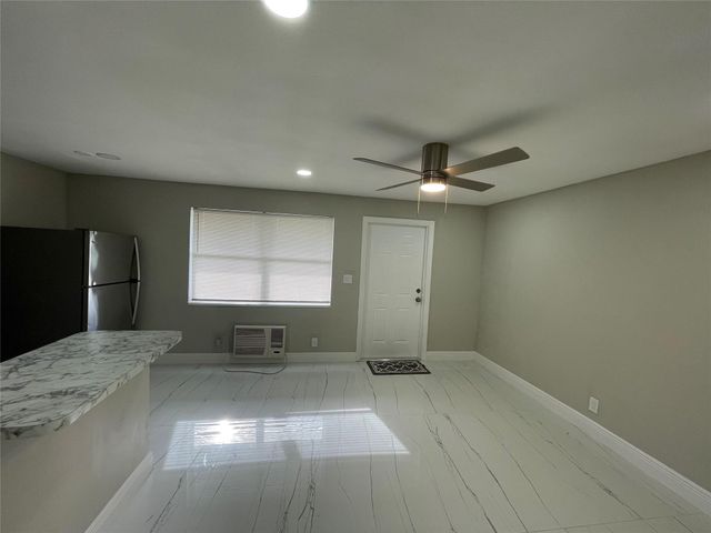 721 SW 8th Street, Pompano Beach, FL 33060