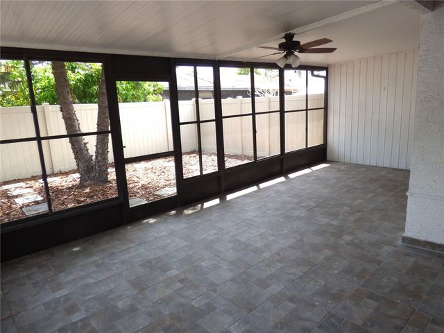 4326 FERN GLEN ST, Holiday, FL 34691