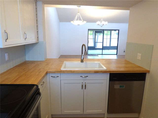 4326 FERN GLEN ST, Holiday, FL 34691