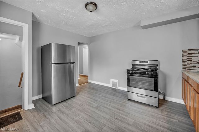 4310 E 162nd Street, Cleveland, OH 44128