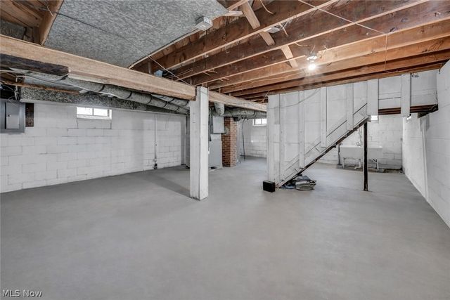 4310 E 162nd Street, Cleveland, OH 44128