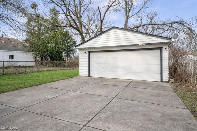 4310 E 162nd Street, Cleveland, OH 44128