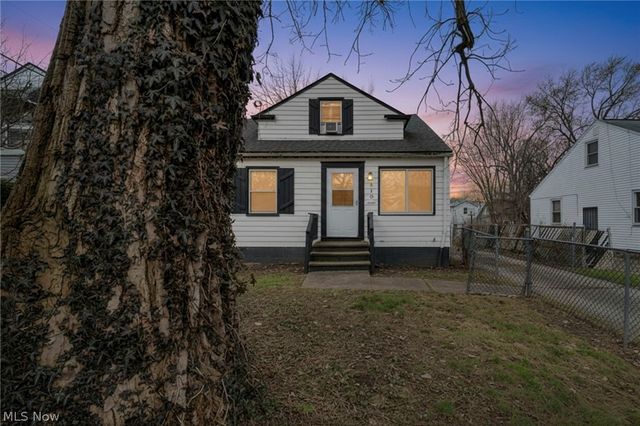 4310 E 162nd Street, Cleveland, OH 44128