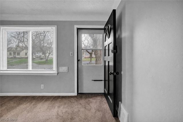 4310 E 162nd Street, Cleveland, OH 44128