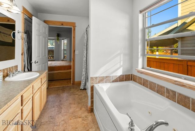 3241 Annie, Bozeman, MT 59718