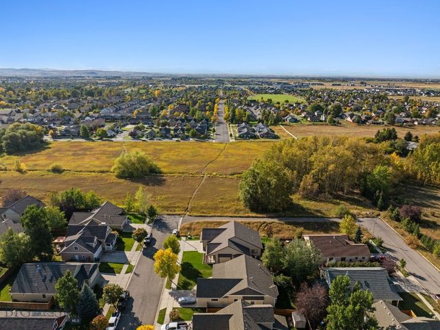 3241 Annie, Bozeman, MT 59718