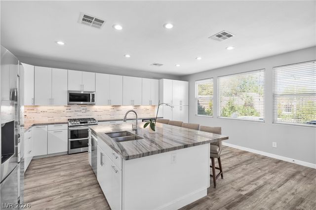 564 Ivy Spring Street, Las Vegas, NV 89138